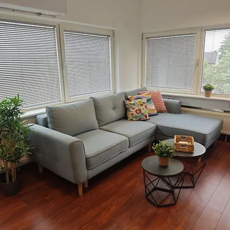 Mit Anbindung Für 6 Personen