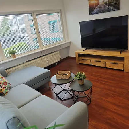 Mit Anbindung Fuer 6 Personen