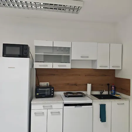 Mit Anbindung Fuer 6 Personen * Aachen
