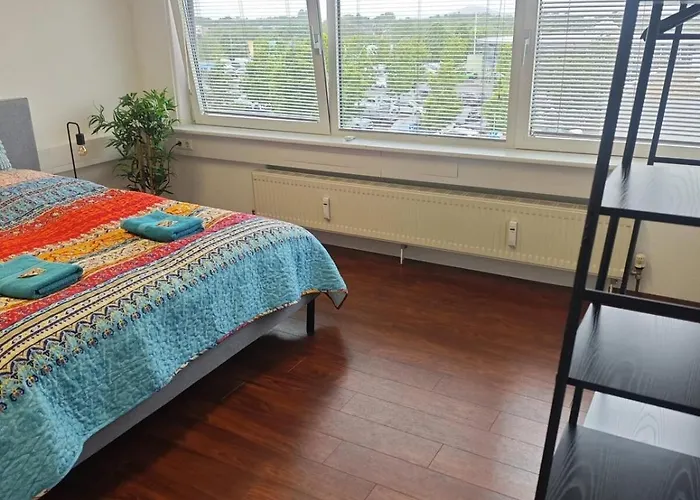 Mit Anbindung Für 6 Personen Apartamento Aquisgrán