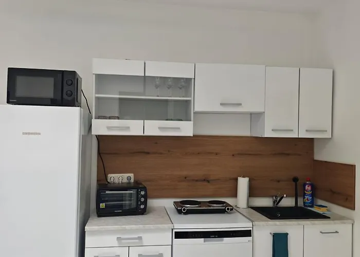 Mit Anbindung Fuer 6 Personen * Aken